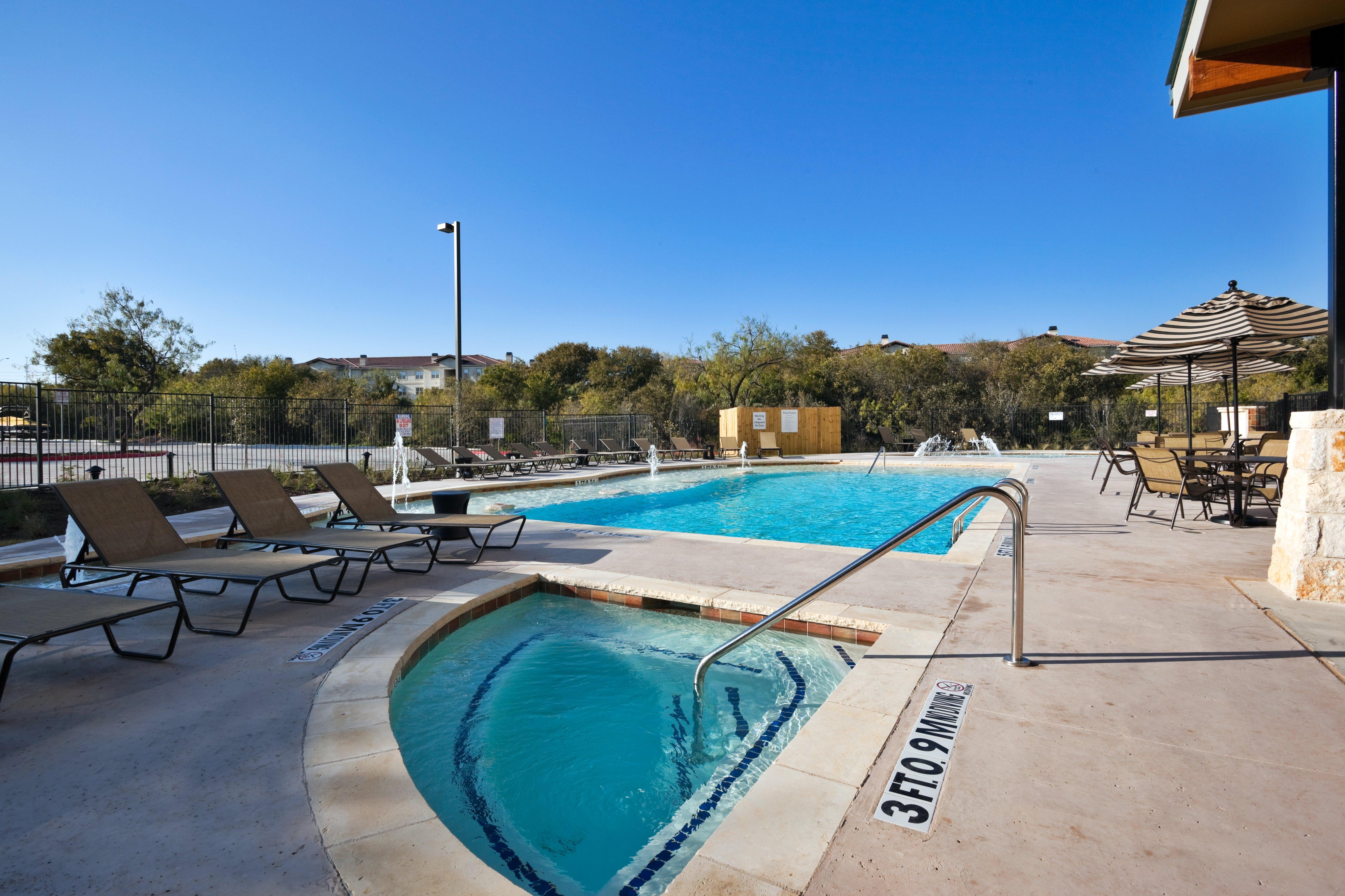 Holiday Inn San Antonio Northwest- Seaworld Area By Ihg Εξωτερικό φωτογραφία