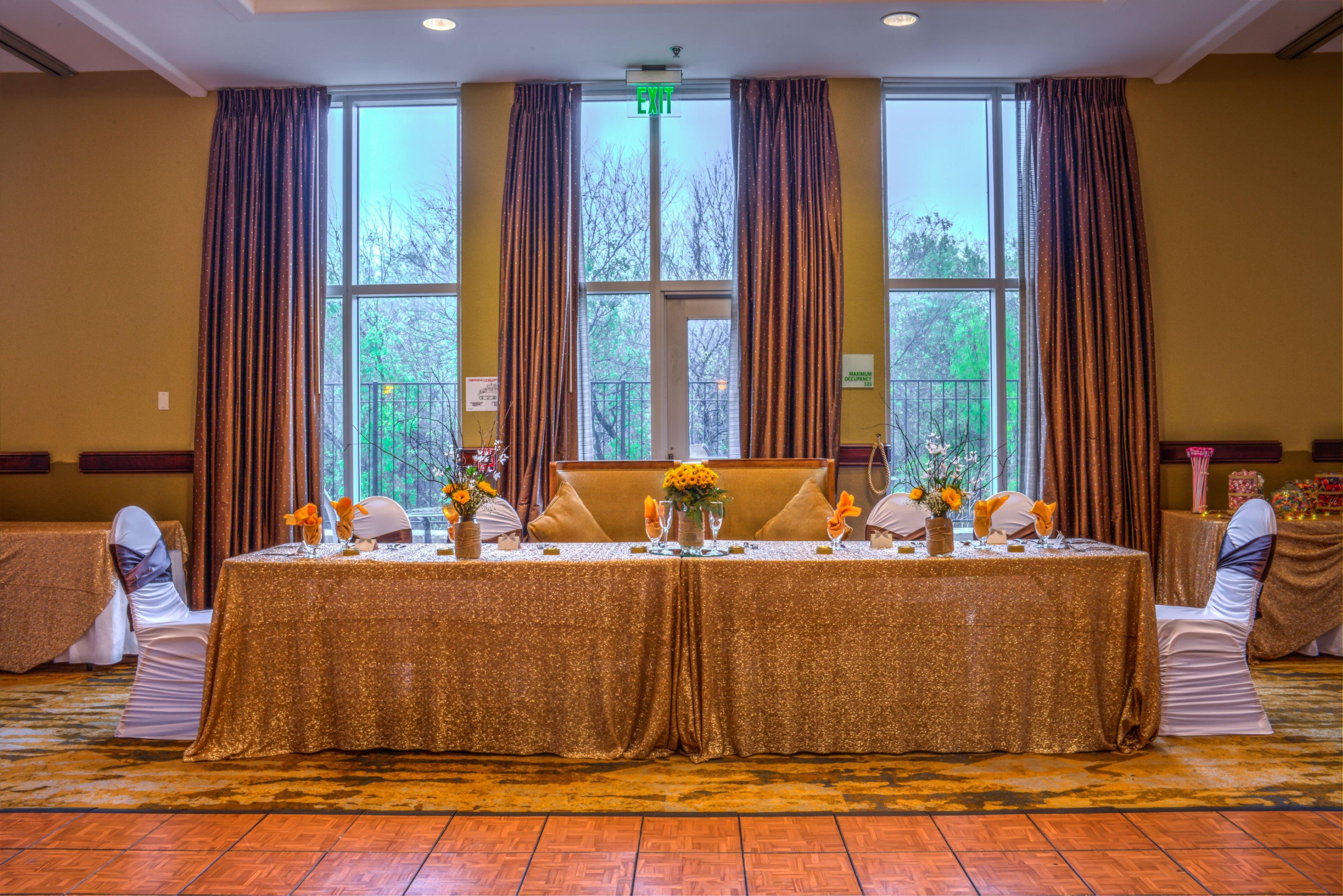 Holiday Inn San Antonio Northwest- Seaworld Area By Ihg Εξωτερικό φωτογραφία
