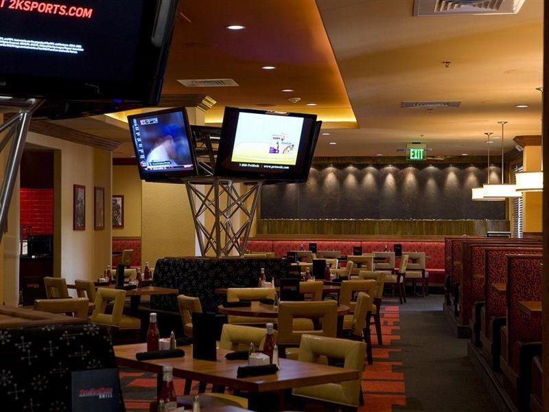 Holiday Inn San Antonio Northwest- Seaworld Area By Ihg Εξωτερικό φωτογραφία